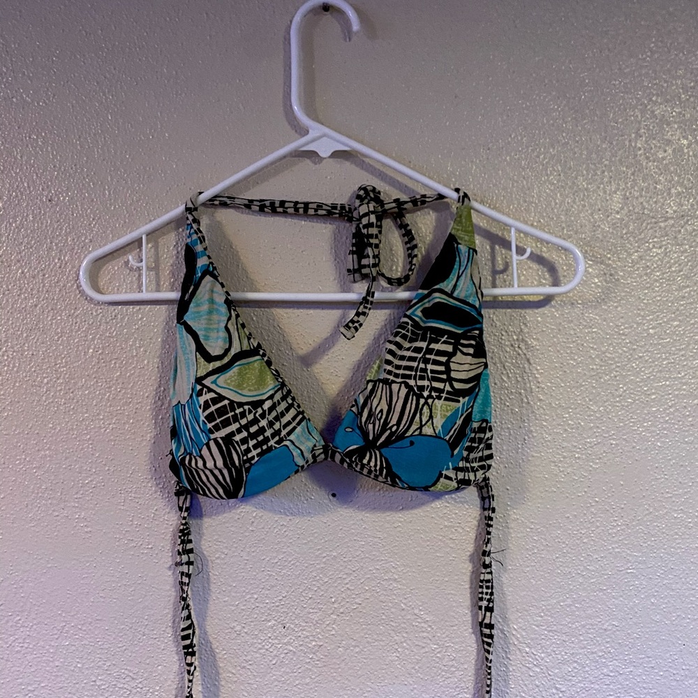 Bikini swim top